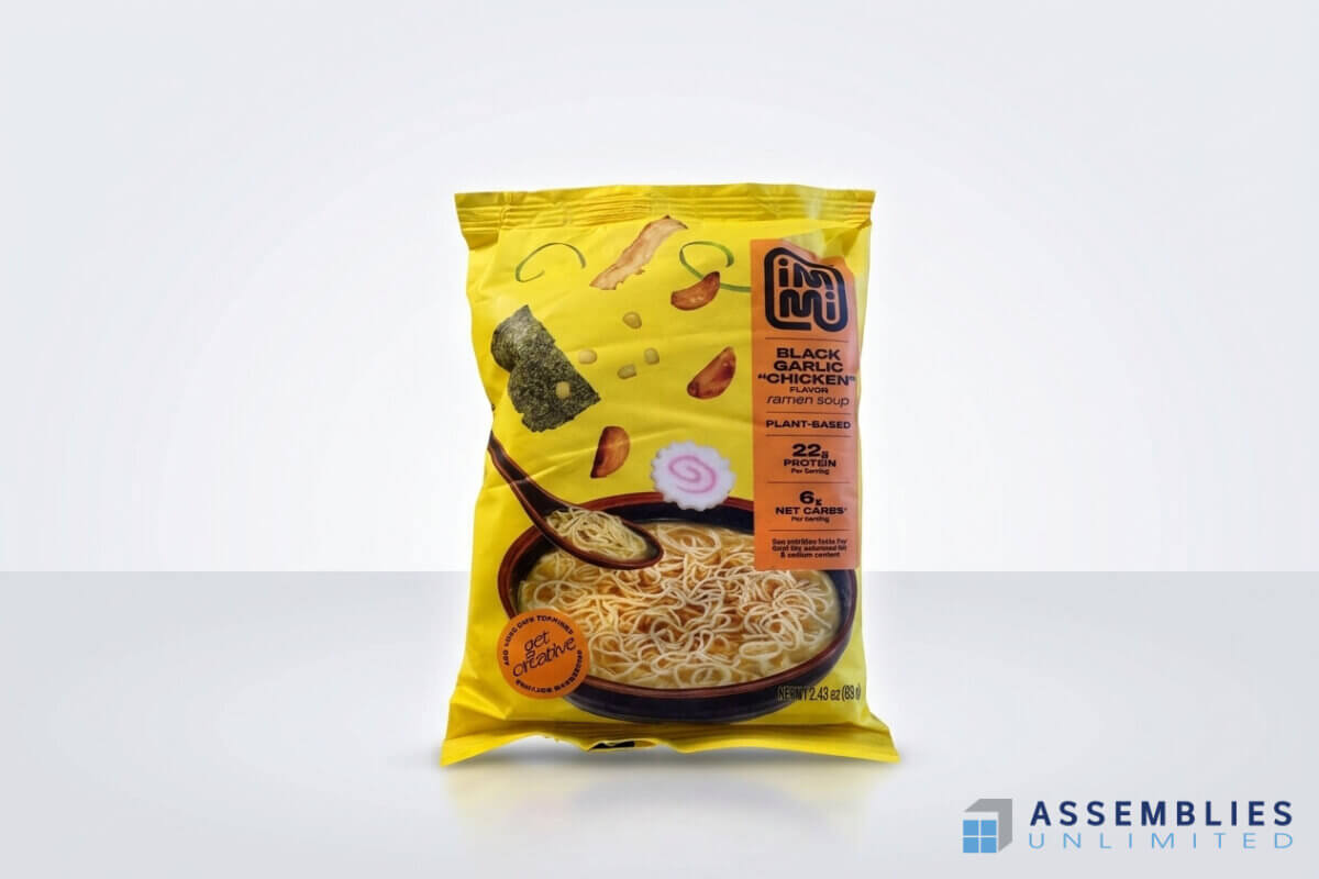 Black Garlic Chicken Ramen Pouch Food Filling